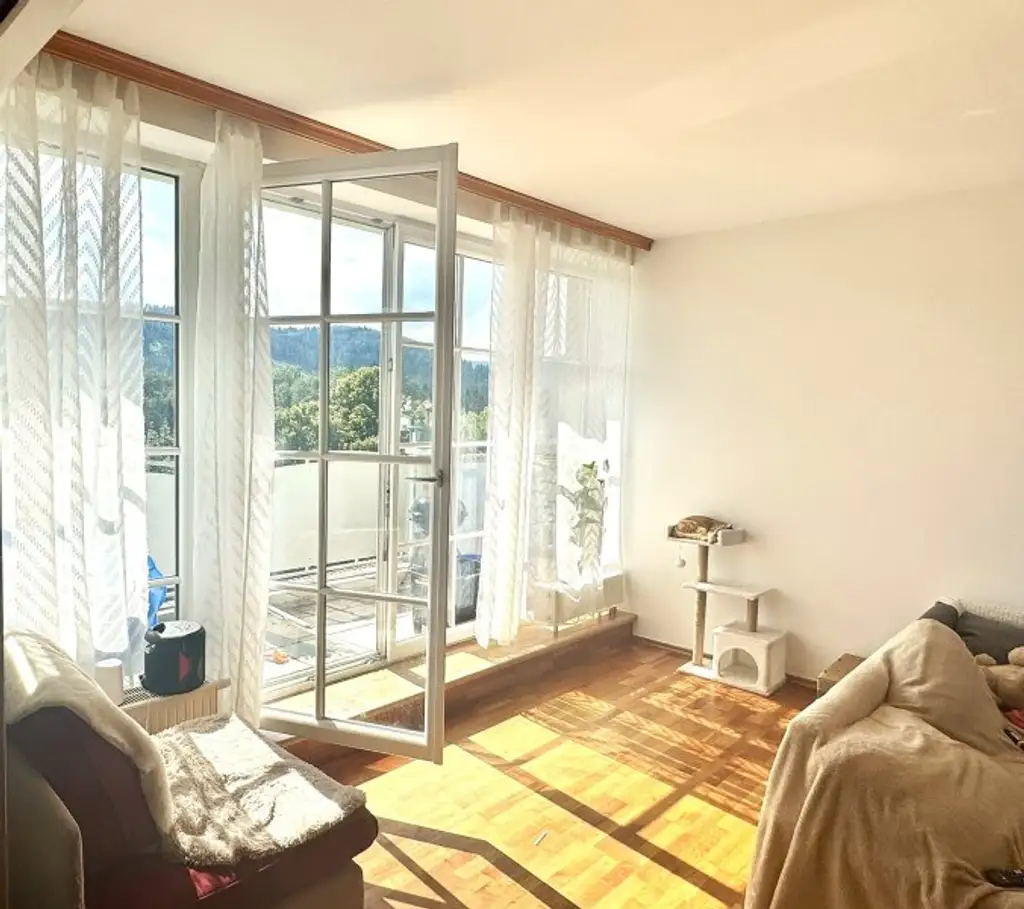 GEPFLEGTES WOHNHAUS - AUCH ALS FERIENDOMIZIL NUTZBAR