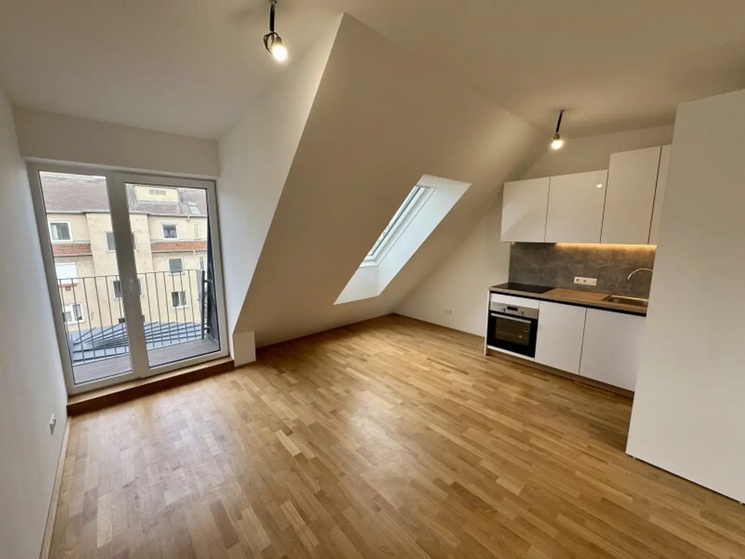 SONNWEND – LIVING! ERSTBEZUG - KÜCHE - KLIMA - BESCHATTUNG - U1 NÄHE!