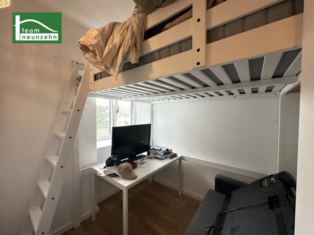 Stilvolle Dachgeschoss-Maisonette mit 3,5 Zimmern, riesiger Terrasse und WG-Eignung nahe U6 Nußdorfer Straße!