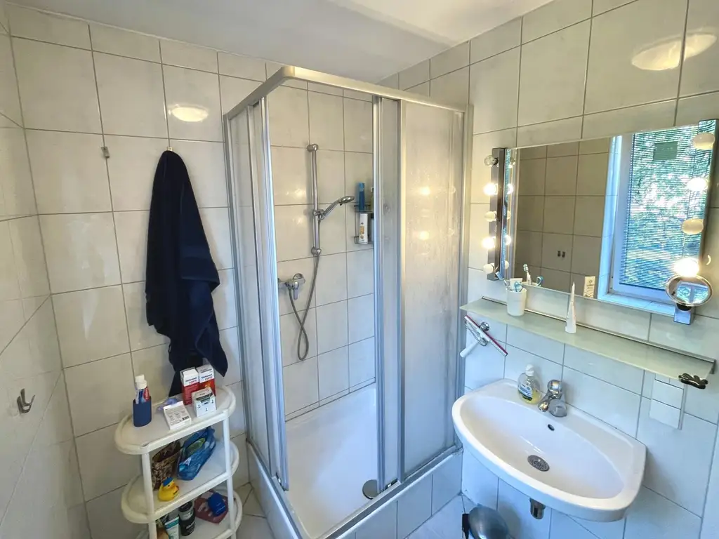 Ab November: Zentrale 4,5-Zimmer-Mietwohnung mit Balkon und Loggia