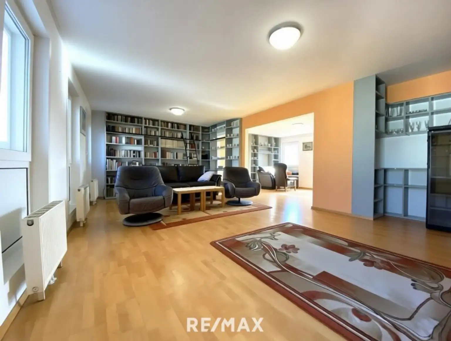 DG-Wohnung mit 2 Terrassen auf Wohnebene und phänomenalem Fernblick über Wien