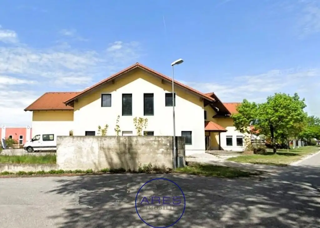 Betriebsobjekt in Toplage 6km zur S1 (Korneuburg) - Arbeiten und Wohnen - DIE Basis für Ihr Unternehmen!  Adaptierung nach Vereinbarung!