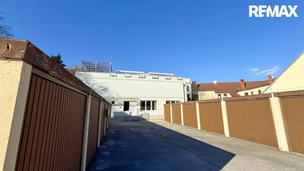 Ehemaliges Seniorenheim, gewerbliche Widmung, große Dachterrasse & 16 Garagen in Wiener Neustadt – Top Chance!