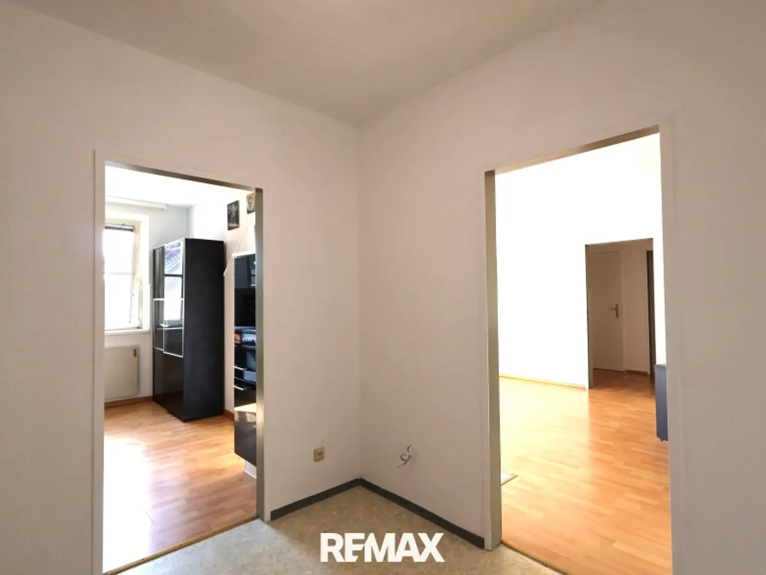 geräumige Garderobe