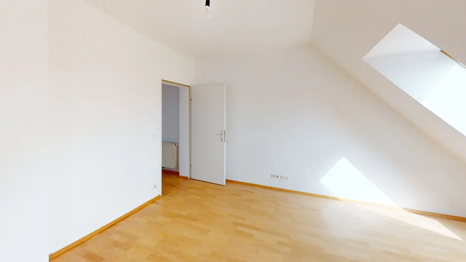 3-Zimmer-Dachgeschosswohnung mit zugeteilter Dachterrassenfläche