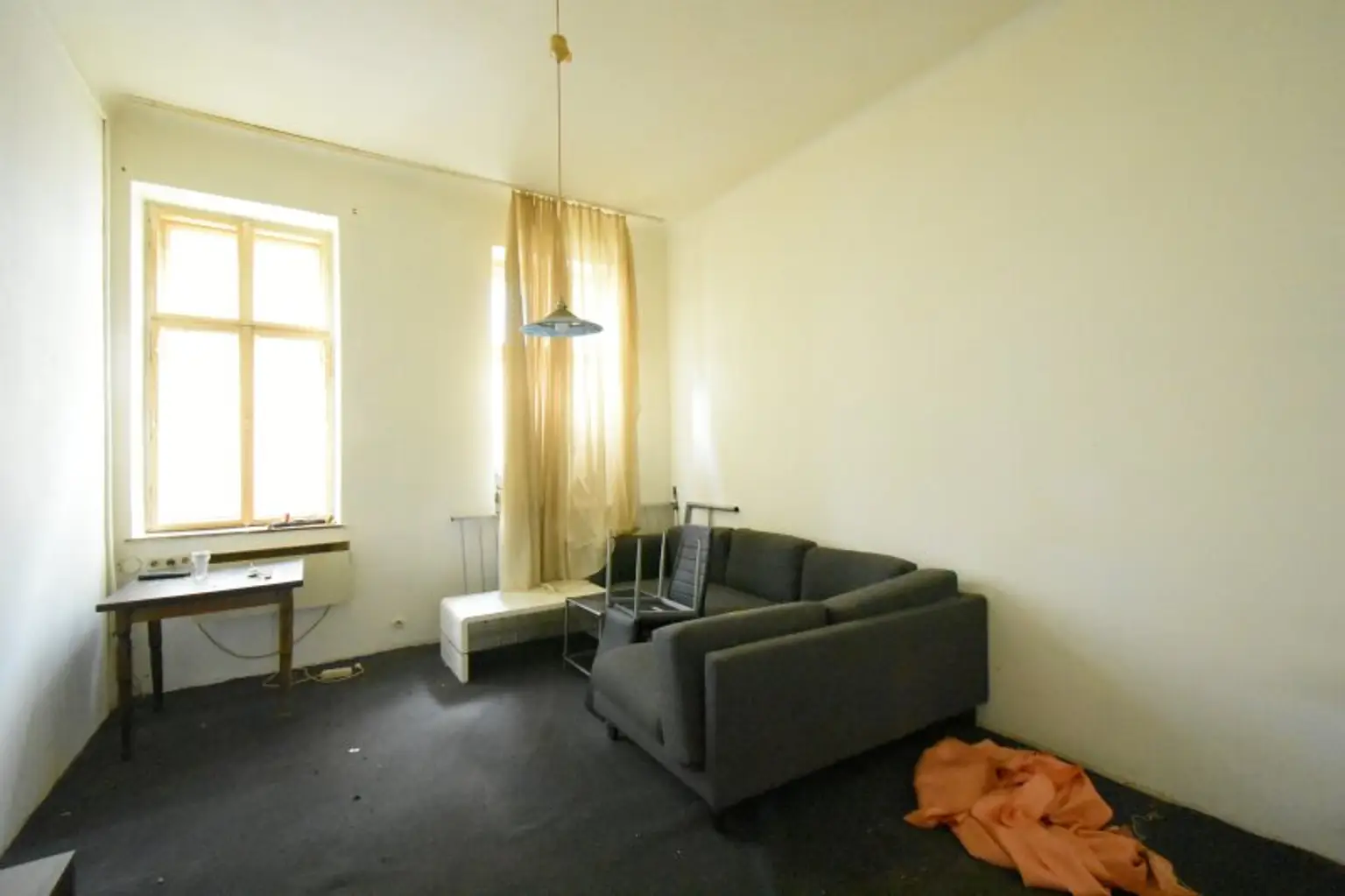 ++NEU++ 3 Zimmer Geschäftslokal mit Straßenzugang - großes Umbaupotenzial