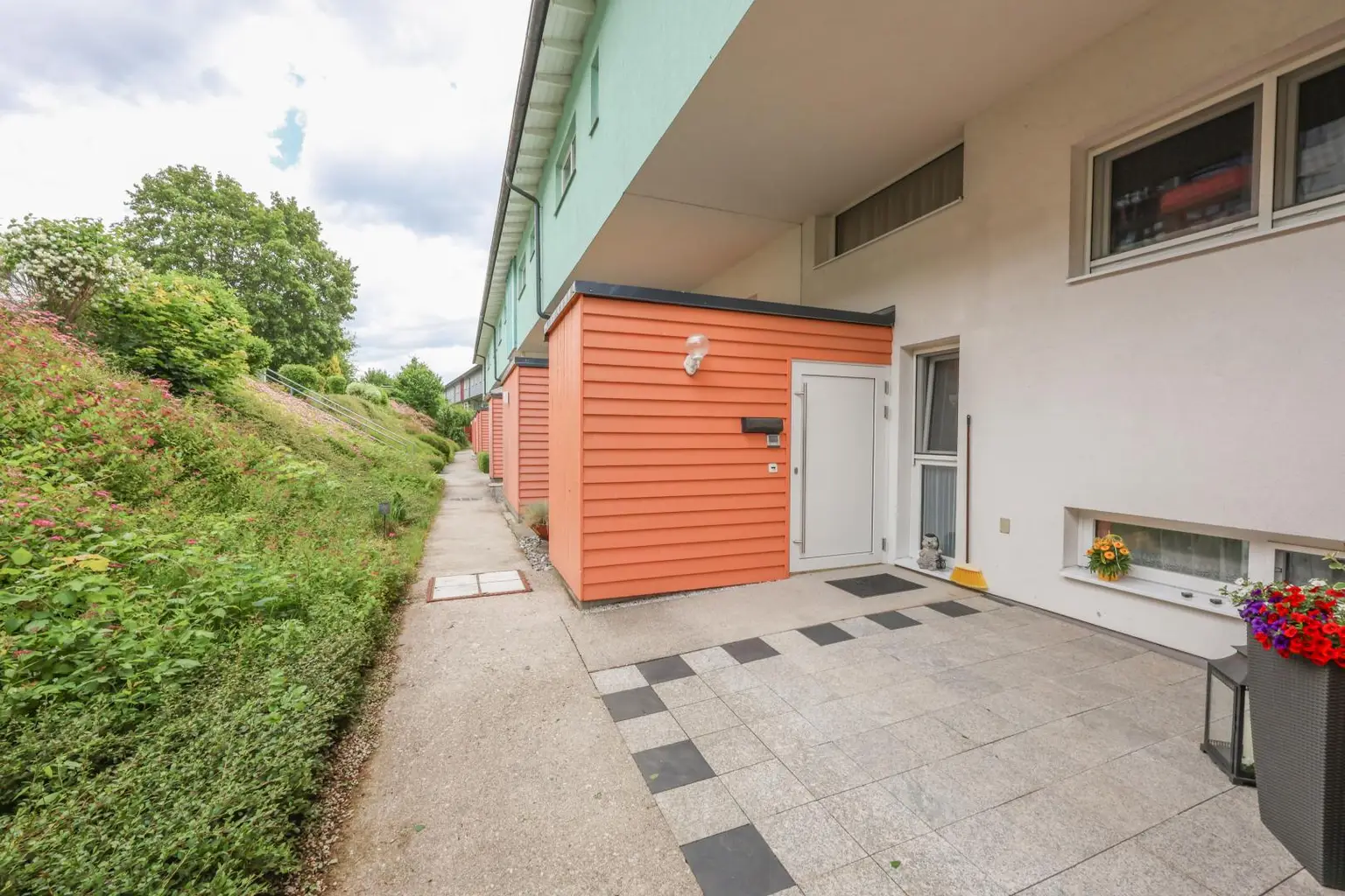 Eigener Zugang Wohnung