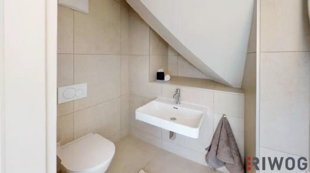 Erstbezug eines Luxus Dachgeschosses mit Fernblick auf Prater auf Stephansdom in der nähe der Donauinsel