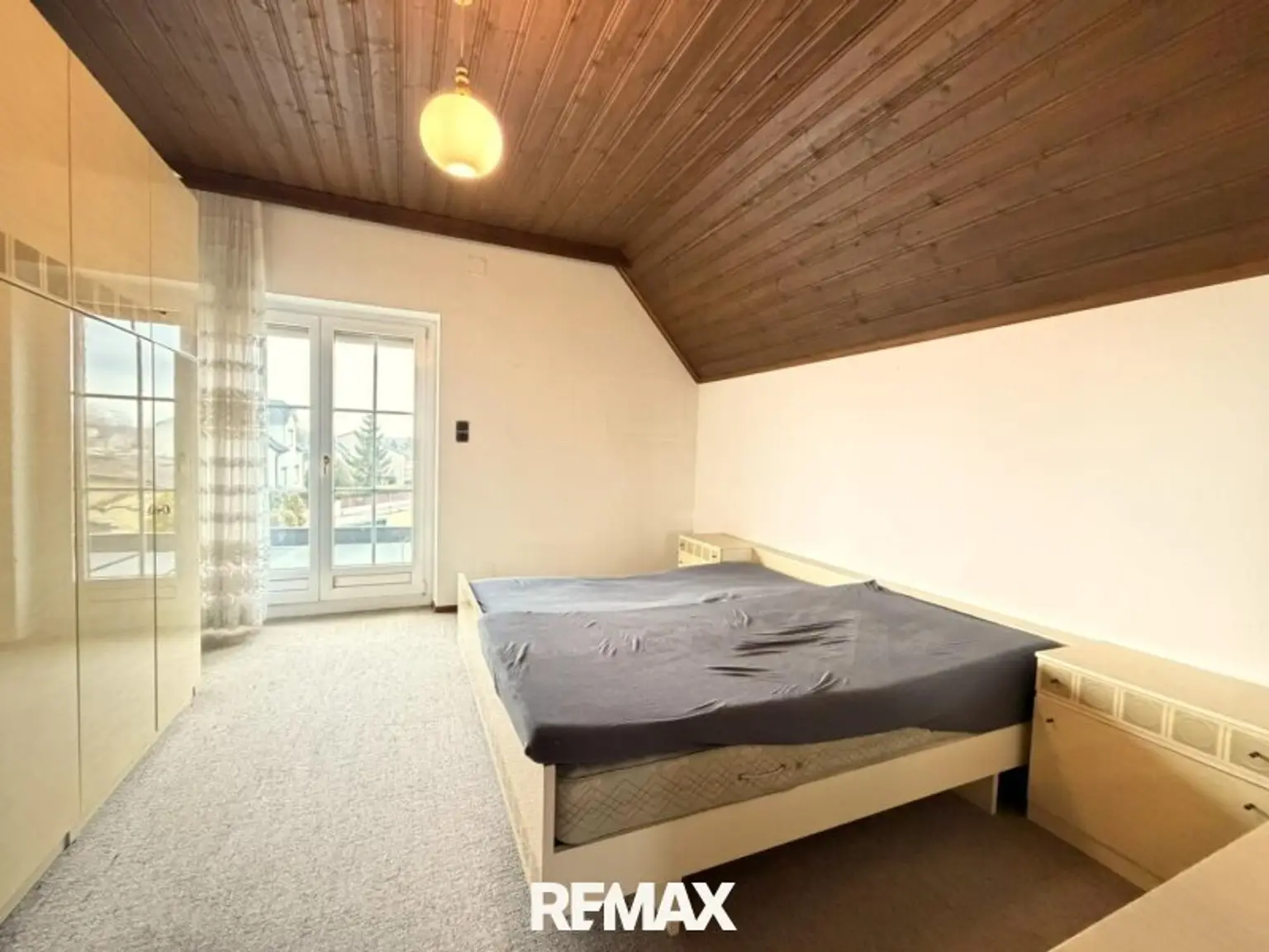19 OG Schlafzimmer