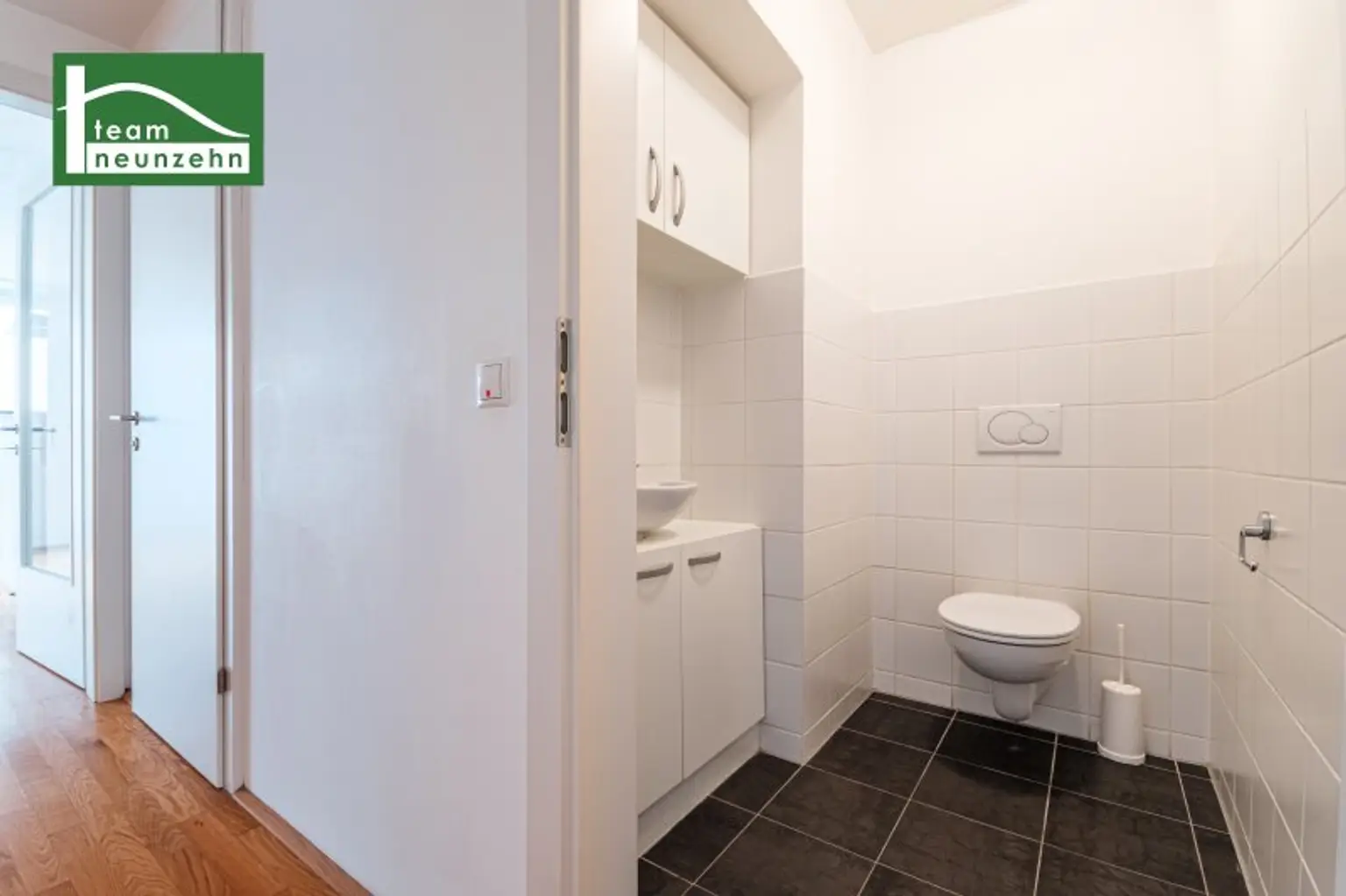 Attraktive 2-Zimmer-Wohnung mit Loggia in Ruhelage – bezugsbereit ab sofort ! - JETZT ZUSCHLAGEN