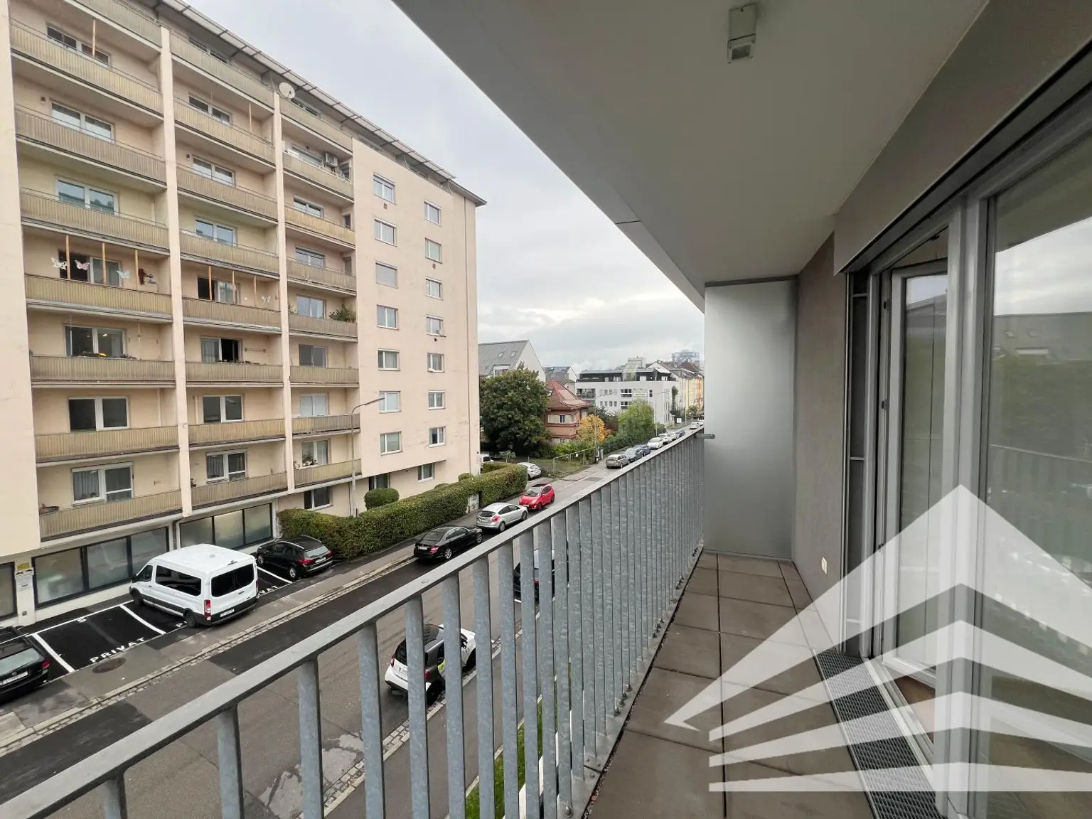 Gut aufgeteilte 3-Zimmerwohnung mit Terrasse und Küche!