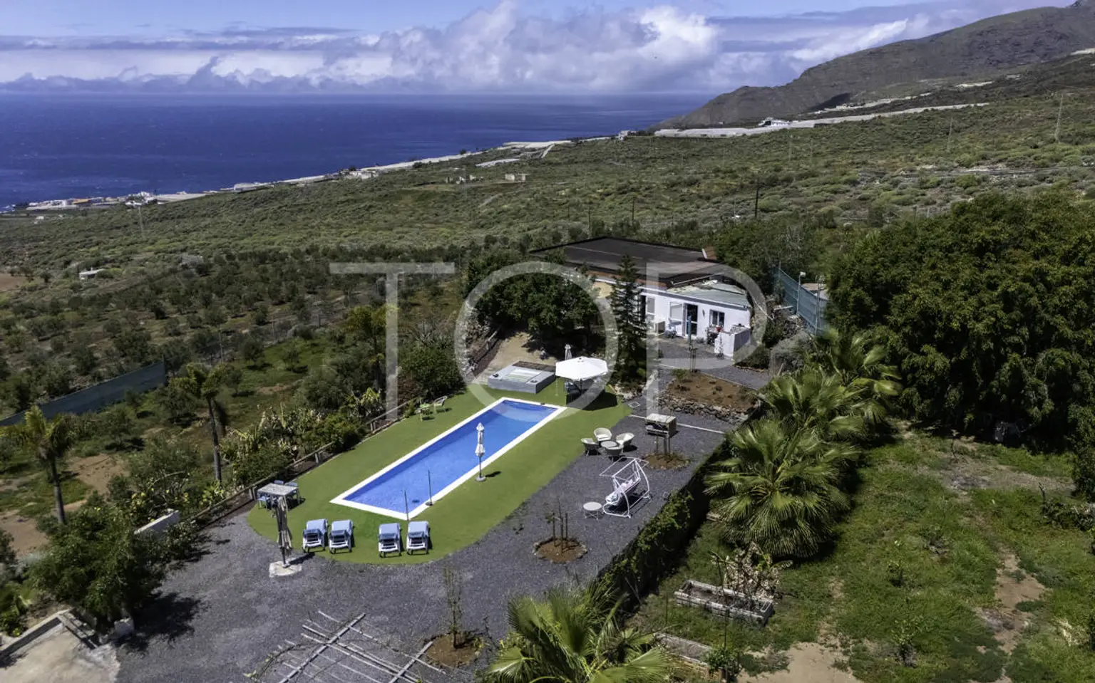 Drone Image TOP-EW-484-4 (1)