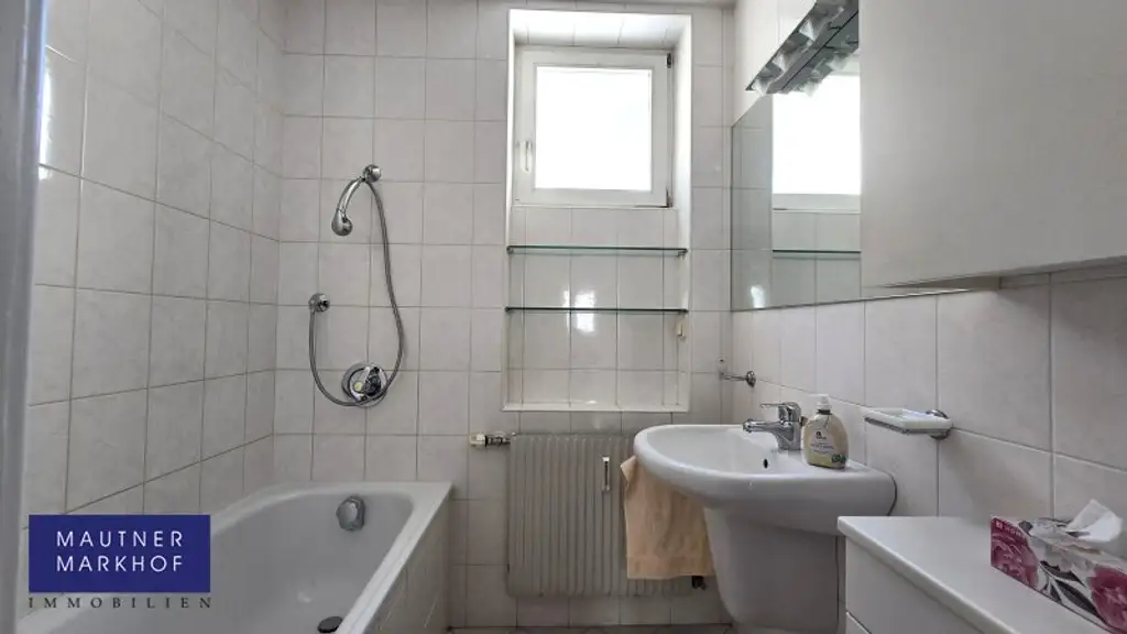 Rochusmarkt - Ausgezeichnet gelegenes, sympathisches, helles 4 Zimmer Appartement - U3!