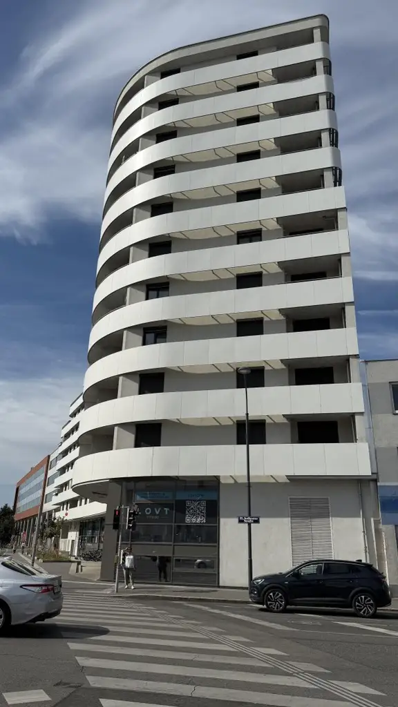 11.OG: Top-ausgestattete Neubauwohnung mit 7m² Loggia