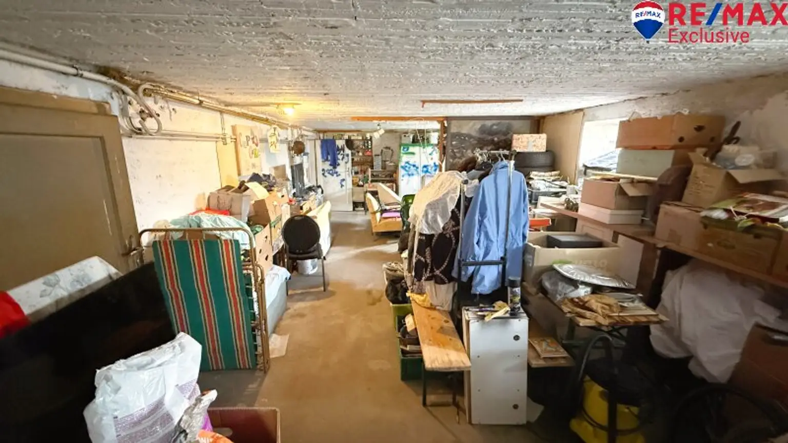 Renovierungsbedürftiges Ein- bzw. Mehrfamilienhaus in Wiener Neustadt – Ihr neues Projekt!