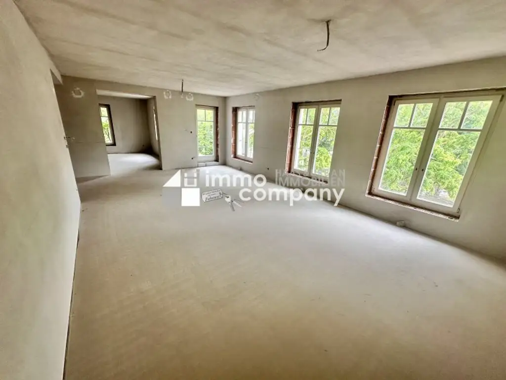 Luxuriöse Villa in Hamuliakovo: 600m², 14 Zimmer, Erstbezug mit Stadt- und Grünblick!