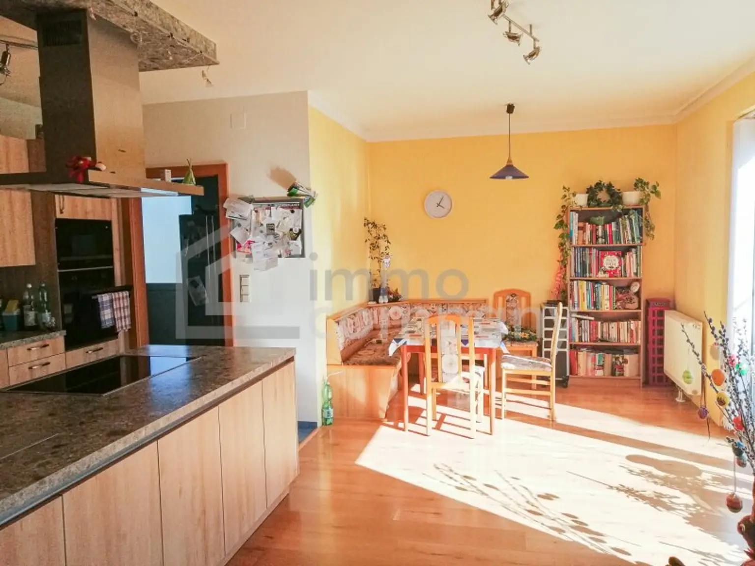 Wohn/Ess-Zimmer mit Küche