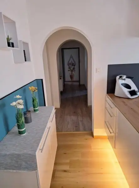 NOTVERKAUF !! Klein-Harras, renoviertes Multifunktionshaus, 30 Minuten von Wien Donaustadt