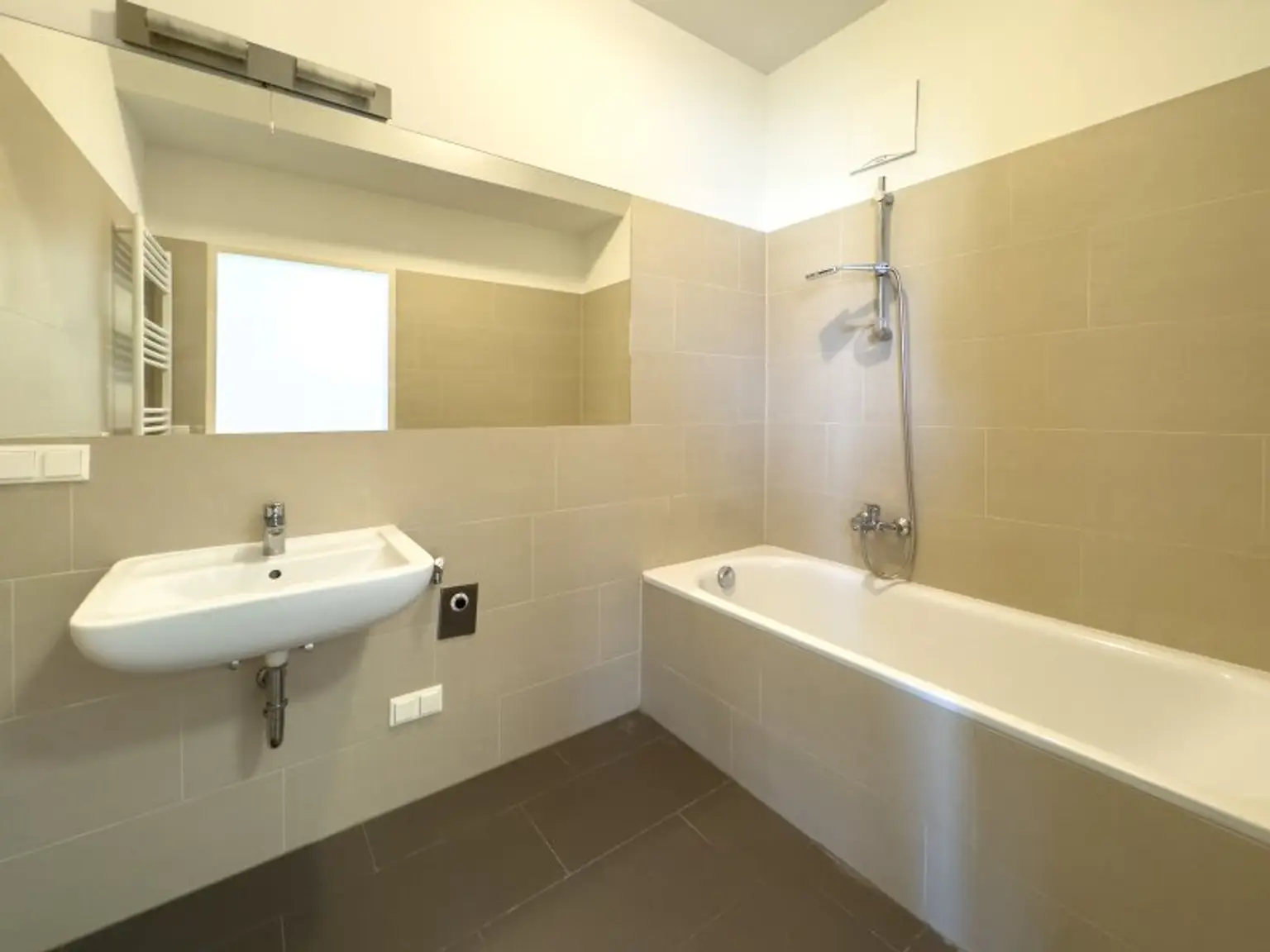 EINE WOHNUNG, VIELE HIGHLIGHTS - Heizkosten in BK inkludiert