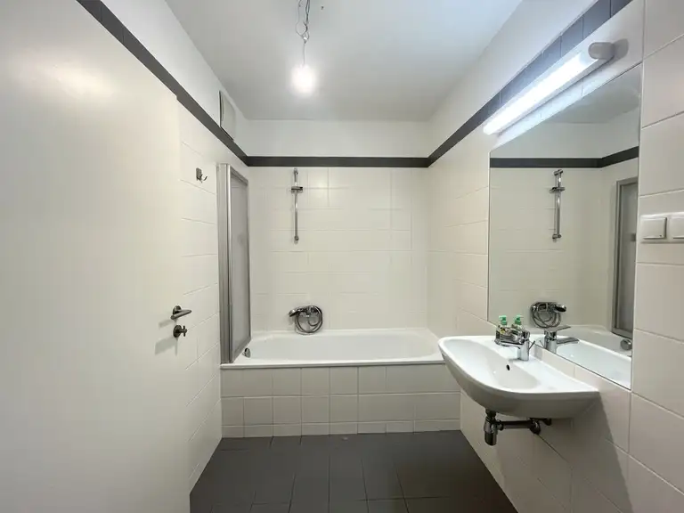Badezimmer I