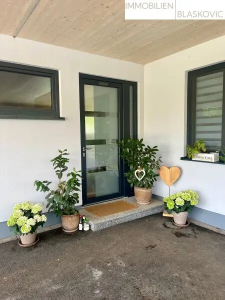 Neuwertiger Bungalow am Klopeiner See