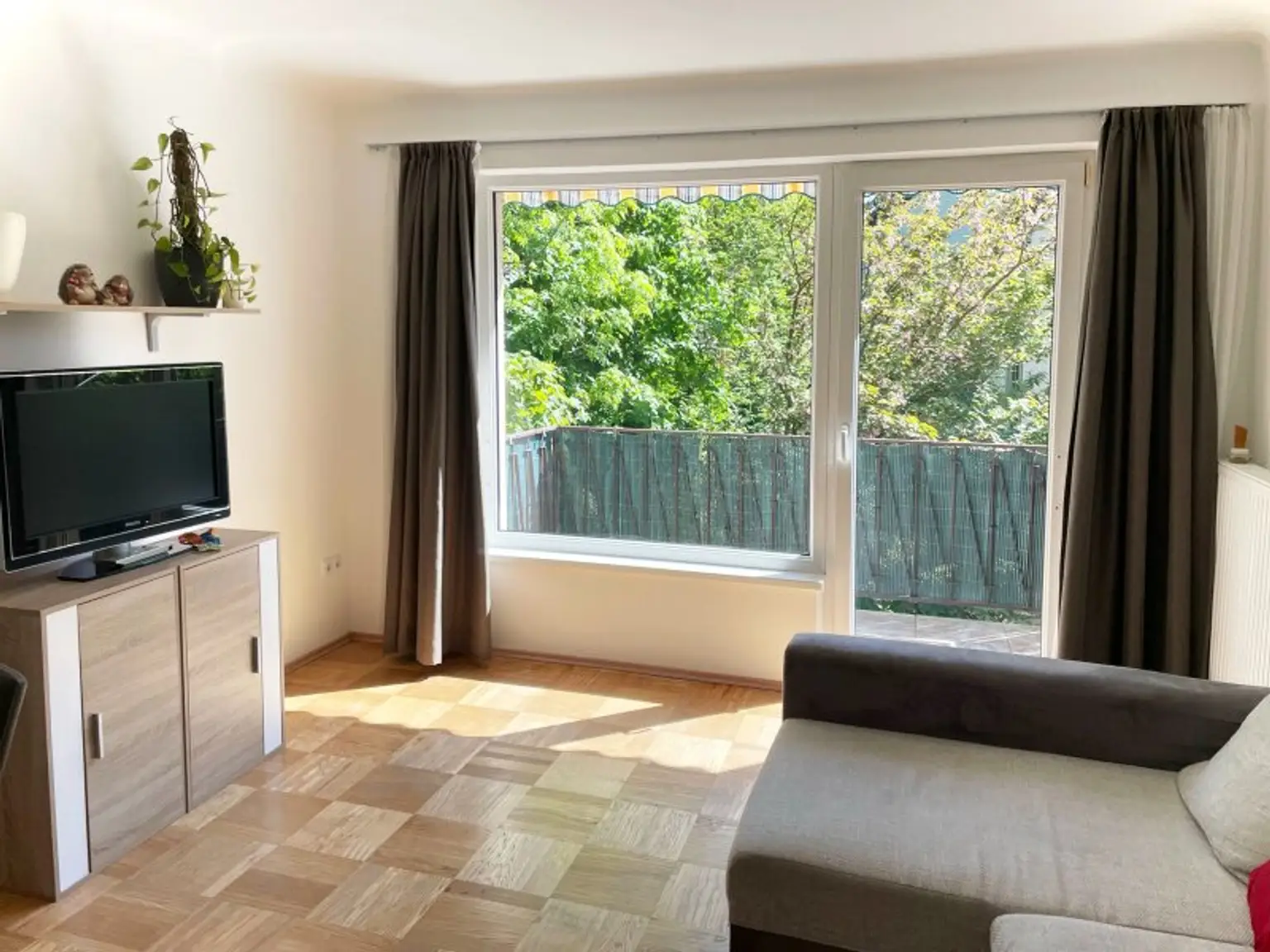 Wohnzimmer ca. 19 m²