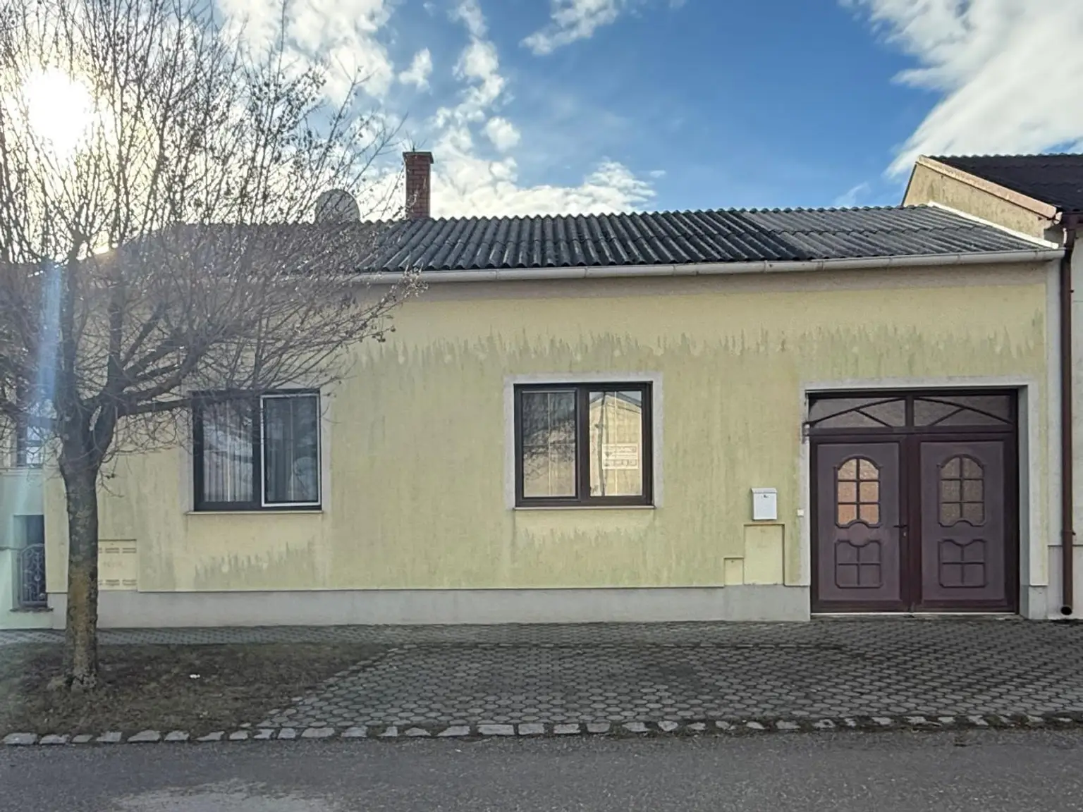 Ansicht von der Strasse