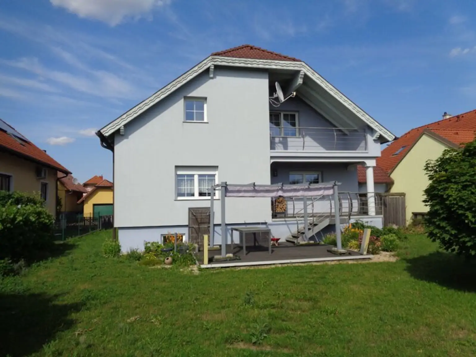 Wilfersdorf: A5 Anschluss: Mistelbach -Nähe: optimales Familienwohnhaus