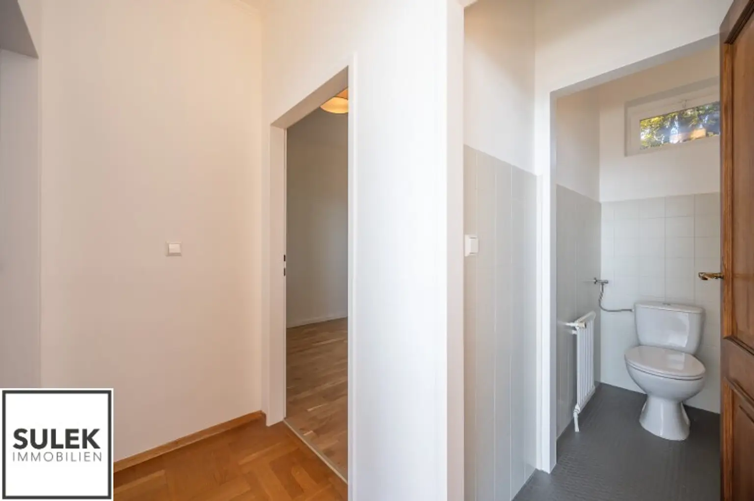 Erstbezug nach Sanierung: Großes Einfamilienhaus in einzigartiger Lage mit Weitblick und vielen Zimmern, Blick ins Grüne und in absoluter Ruhelage
