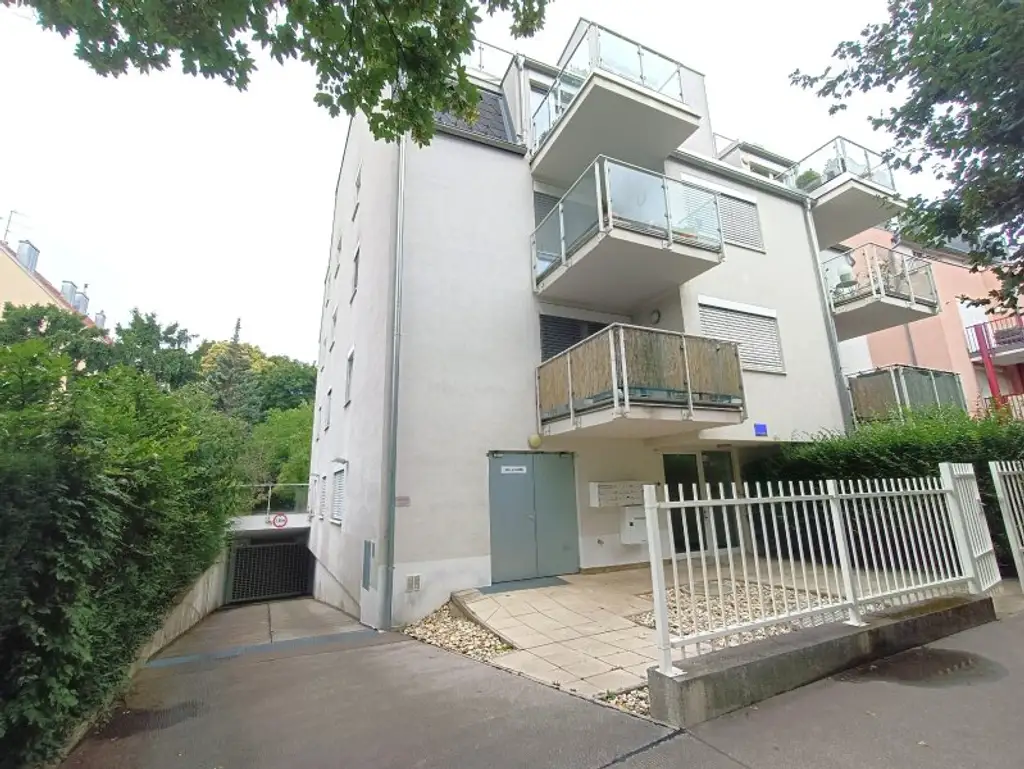 Wohn(t)raum im Grünen! Großzügige Neubau-Wohnung mit Garten inkl. PKW-Stellplatz im 19. Bezirk! Wohnküche! 2 Zimmer! Terrasse! Fußbodenheizung!