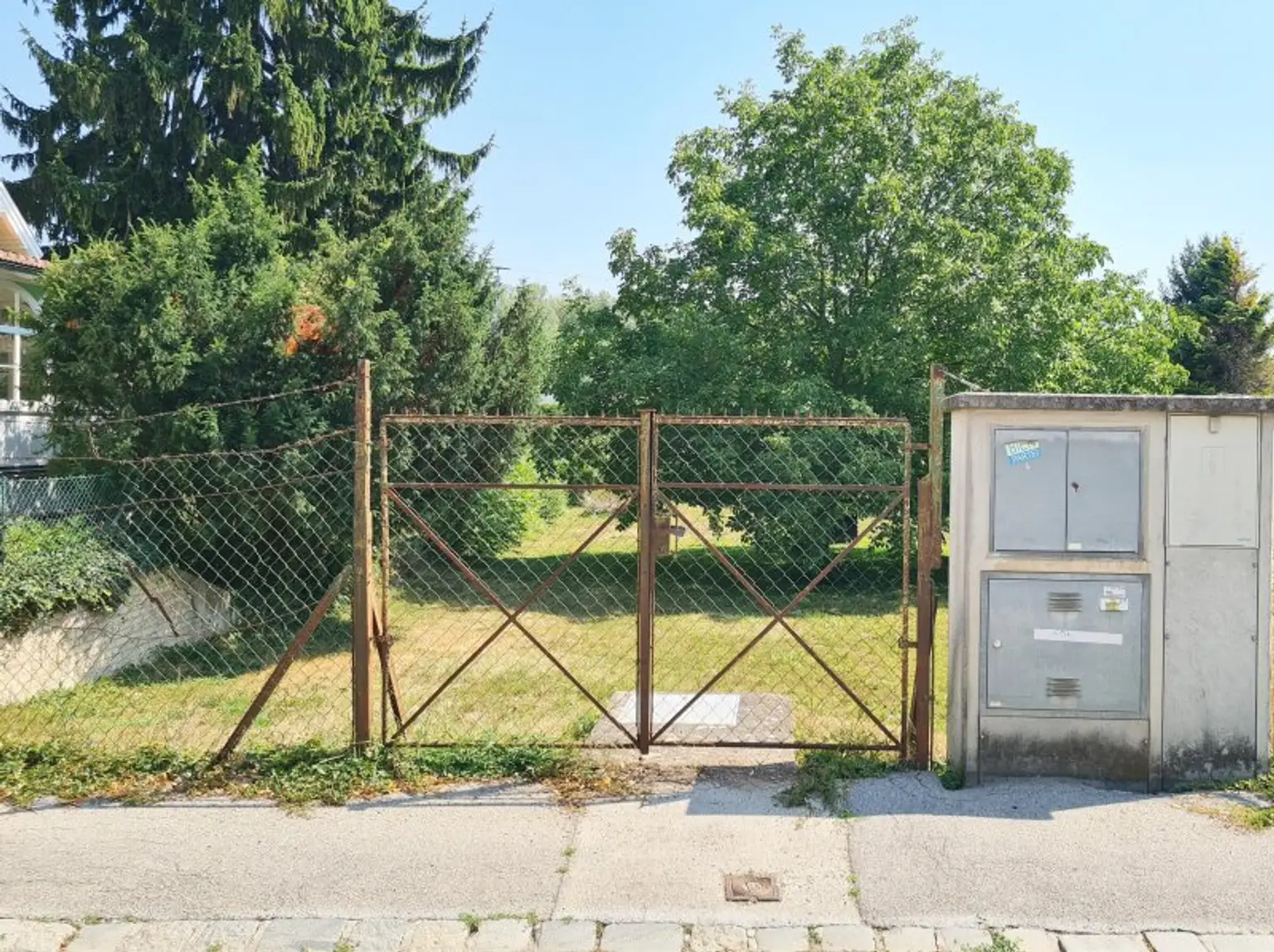 Grundstück
