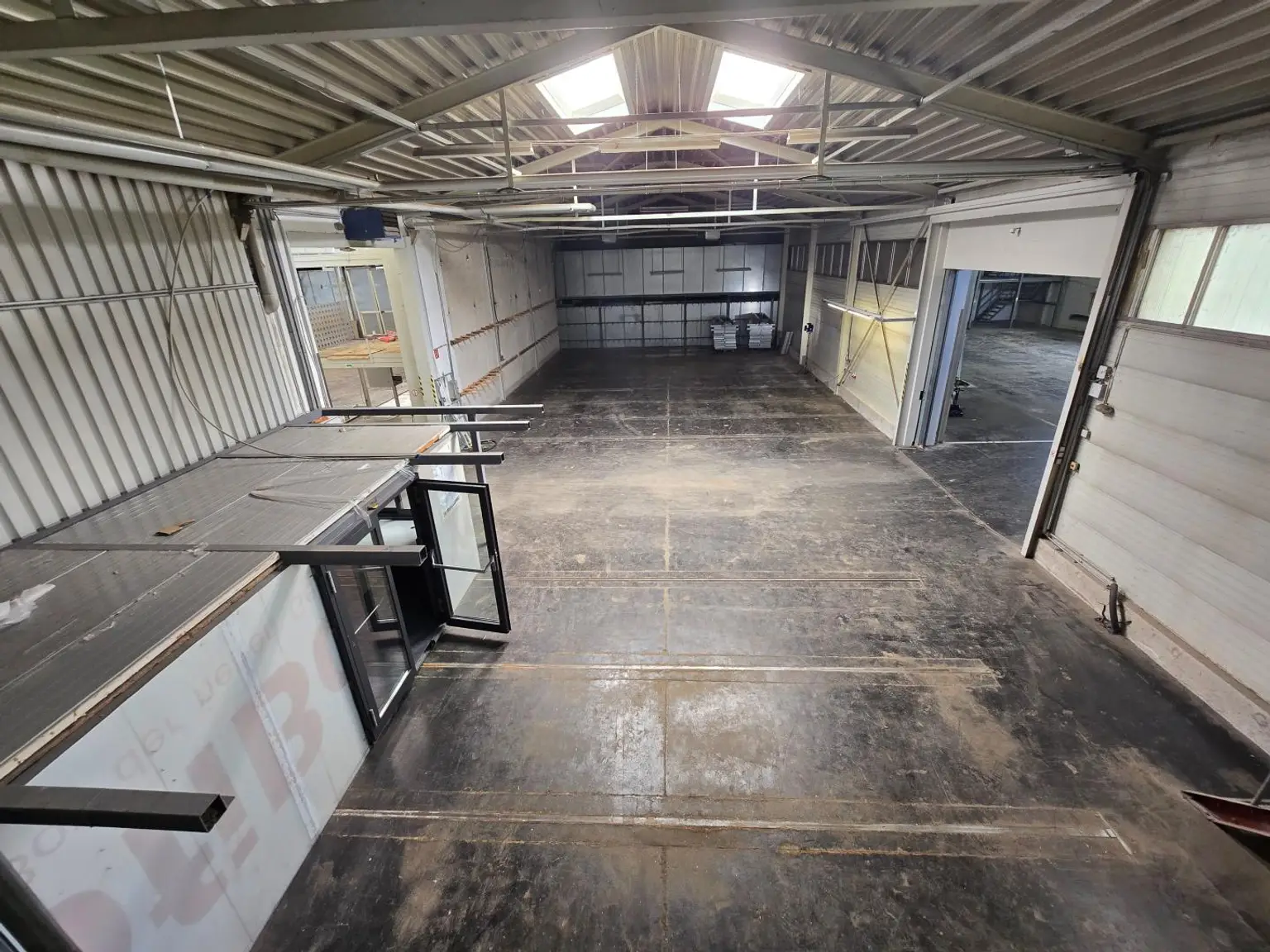 FLEXIBEL nutzbare Hallenflächen, von 53 - 328 m² für IHR GEWERBE