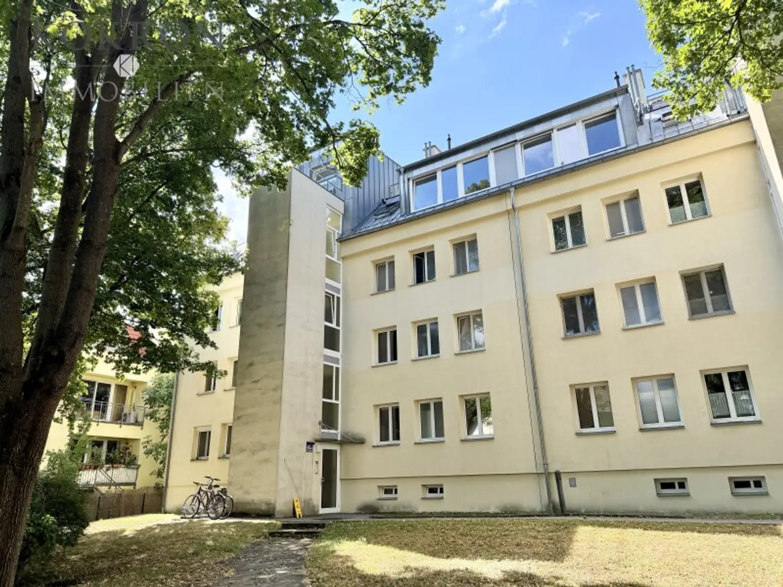 Wohnhaus im Grünen