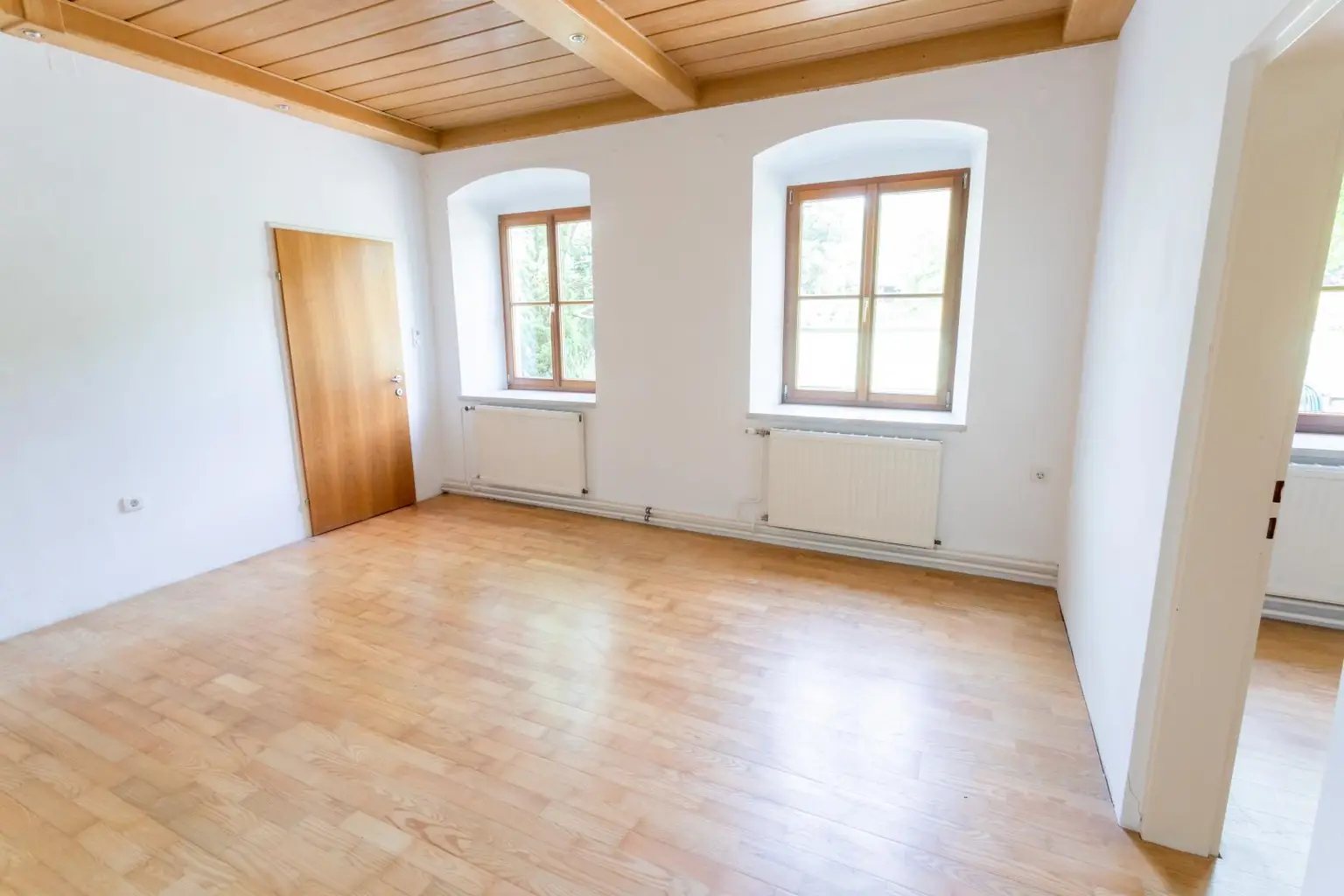 Großzügiges Wohnhaus mit Potential