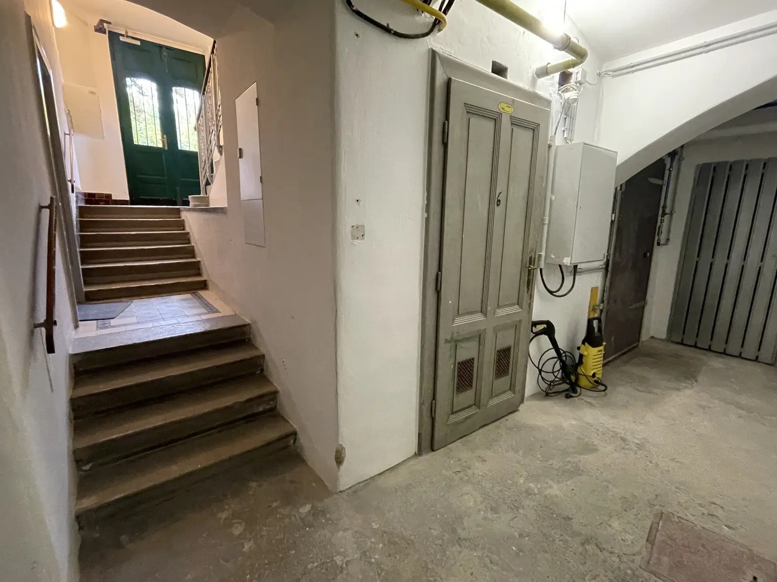 5-Zimmer-Familienwohnung mit Grünblick