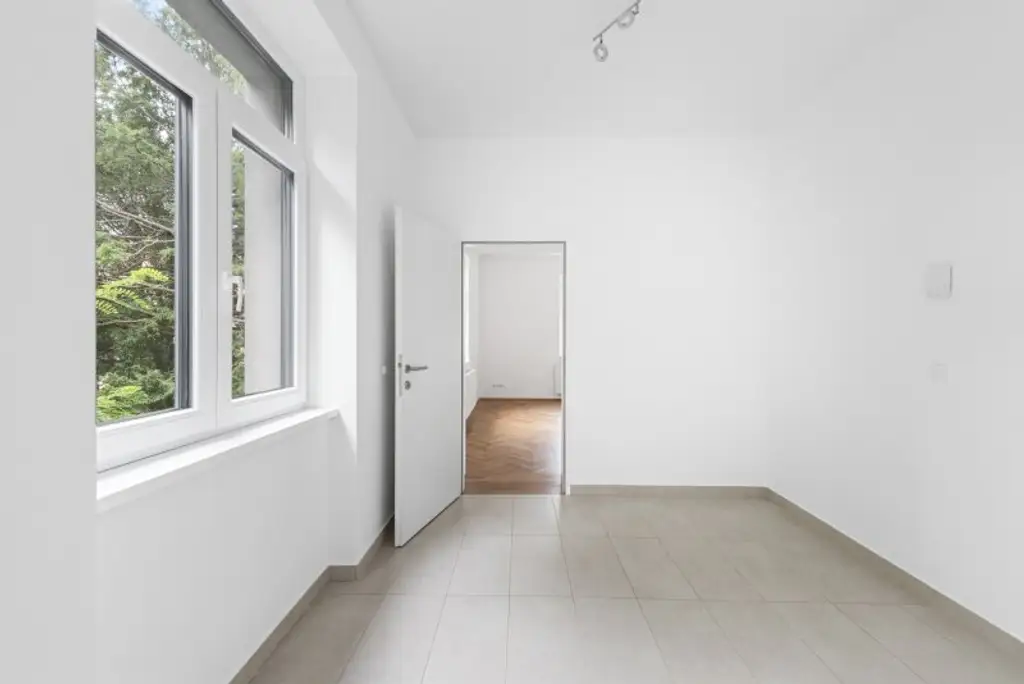 ***Großzügige 4-Zimmer-Wohnung mit 2 Balkonen in Top-Lage des 19. Bezirks – Nähe Kahlenberg***