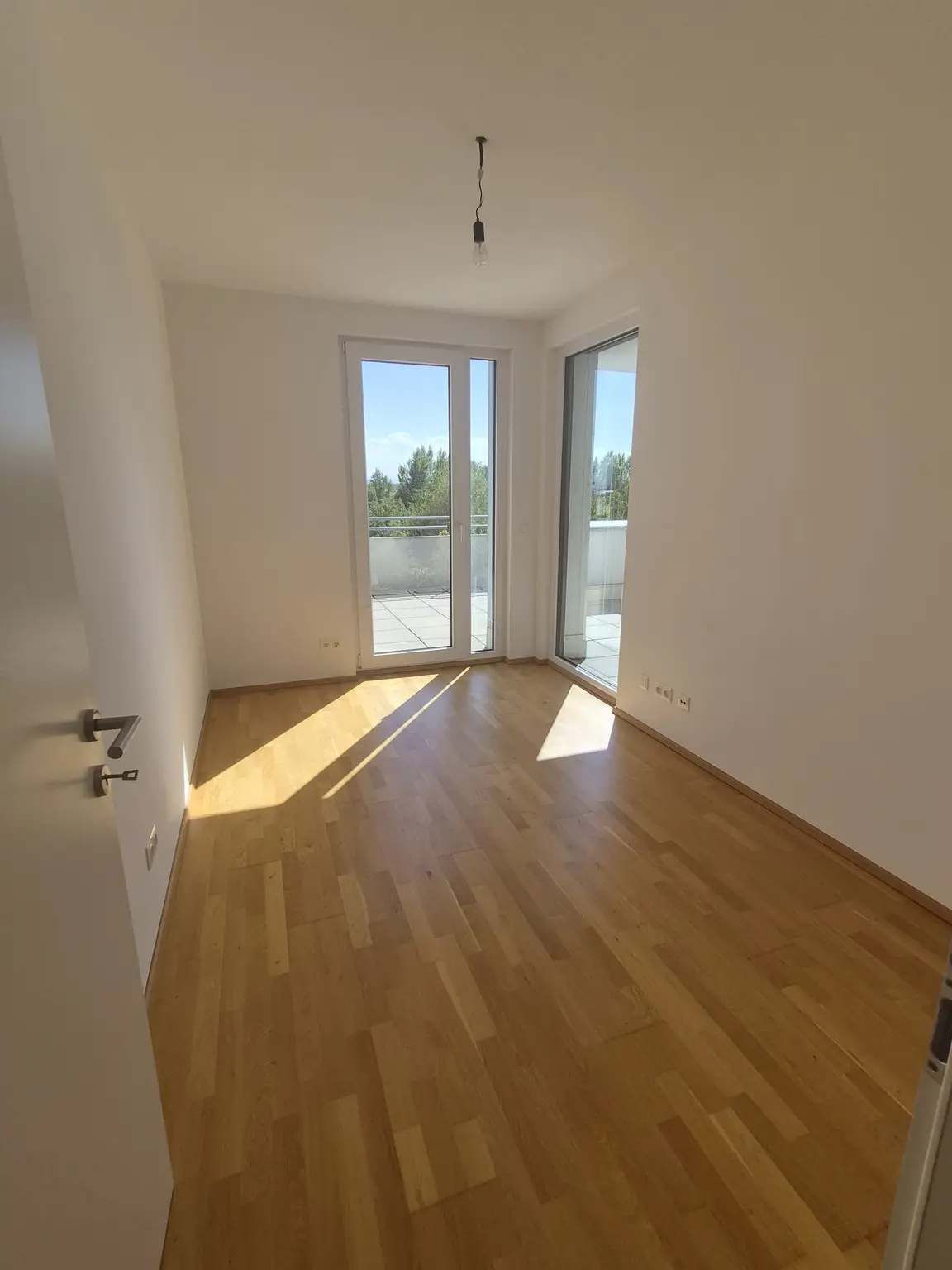 Wohnen wie im Urlaub - Dachterrassenwohnung mit Seezugang und traumhaften Ausblick