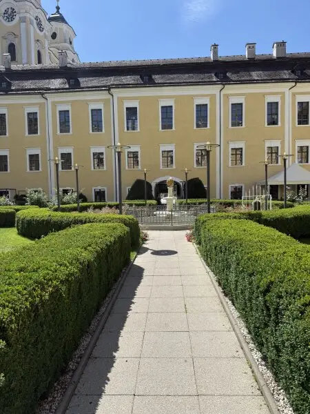 Schloss Mondsee