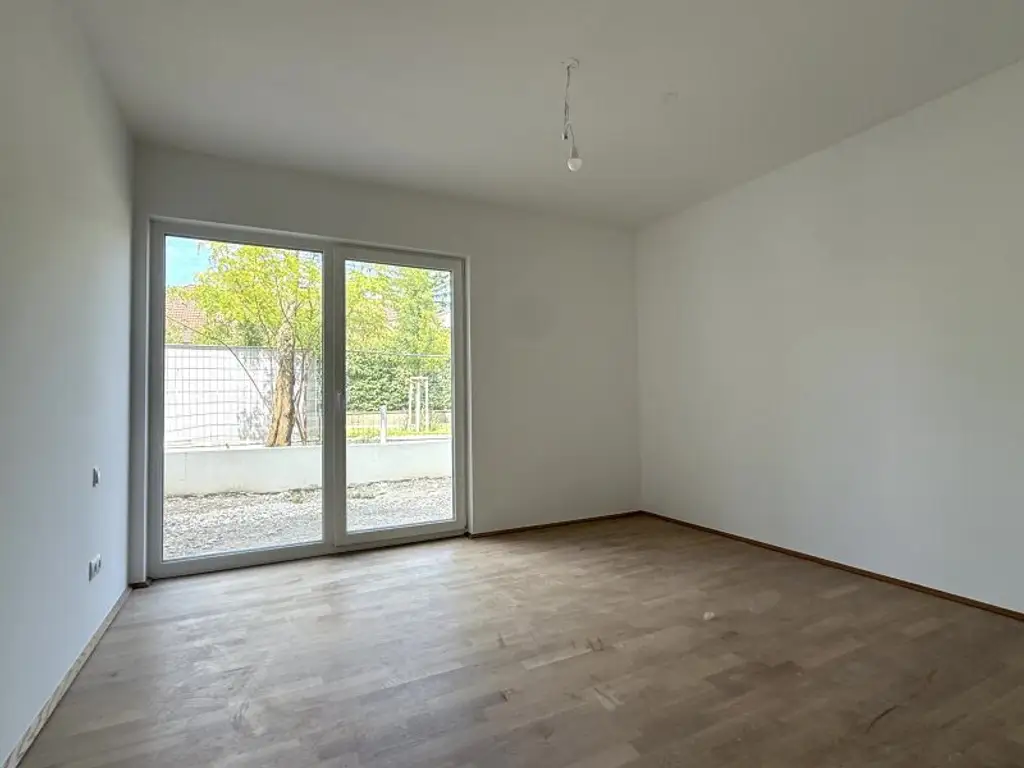 Provisionsfreie Anlegerwohnung! Traumhafte Dreizimmerwohnung mit Garten