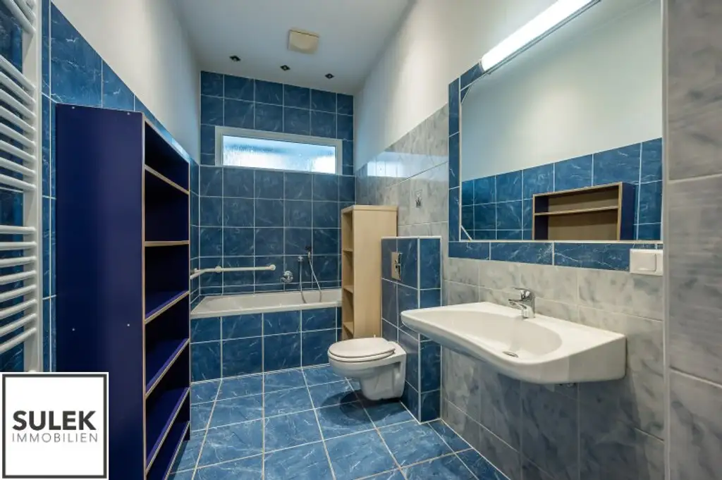 Ab sofort beziehbar: teilmöblierte Altbau-Erdgeschosswohnung nahe U3 Johnstraße