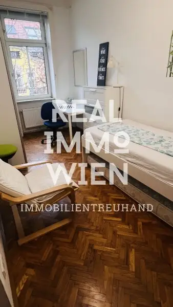 Hervorragende Anlage 5 Zimmer WG mit Stil im Gründerzeithaus