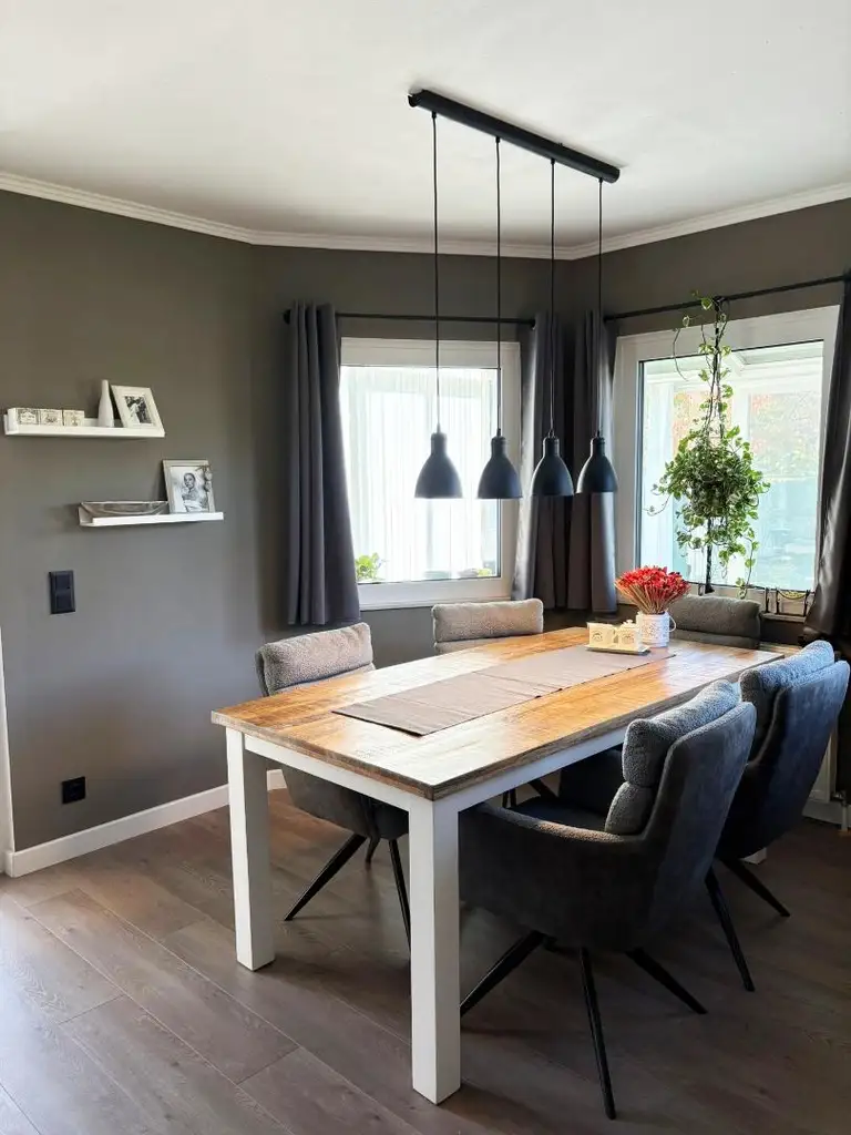 "BUNGALOW mit Pool - WohnGENUSS auf einer Ebene!"