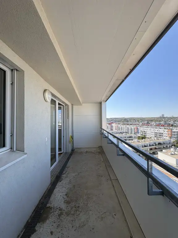 Loggia I