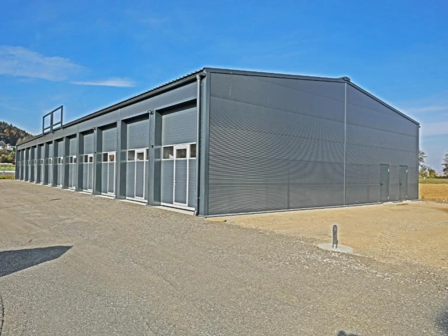 Garage, bzw. Lager ab September zu vermieten