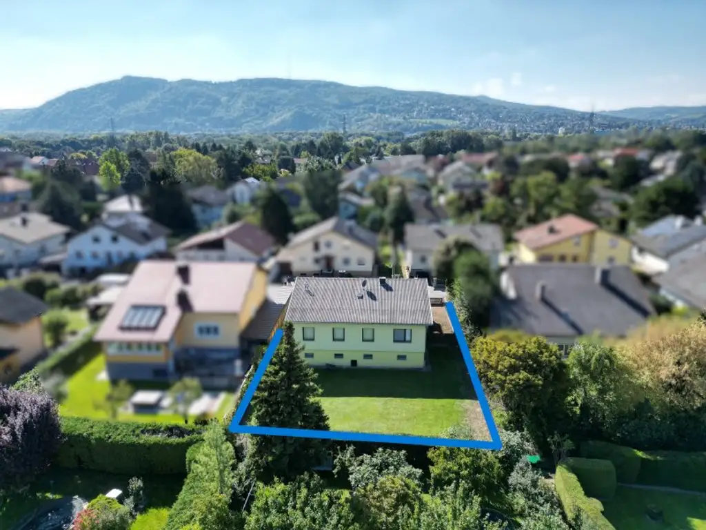Einfamilienhaus in ruhiger Siedlungslage mit großem Garten (Pachtgrund)
