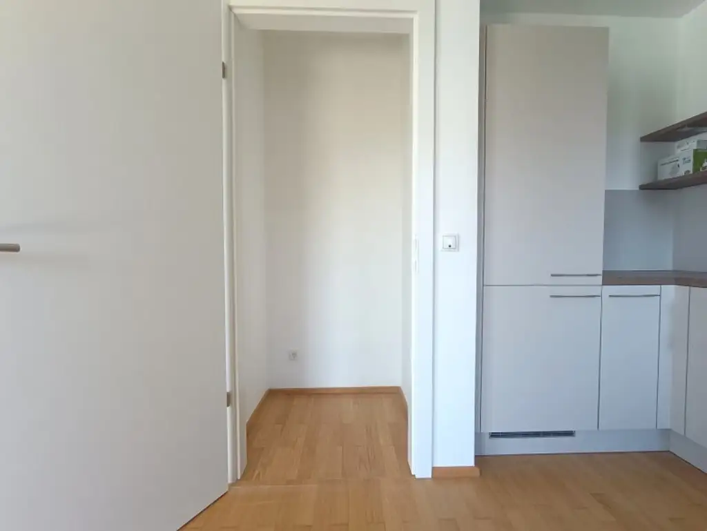 Neubau! Siedlung Rustenfeld! 4-Zimmer Wohnung mit traumhaftem Ausblick auf rund 103 m² mit Balkon!