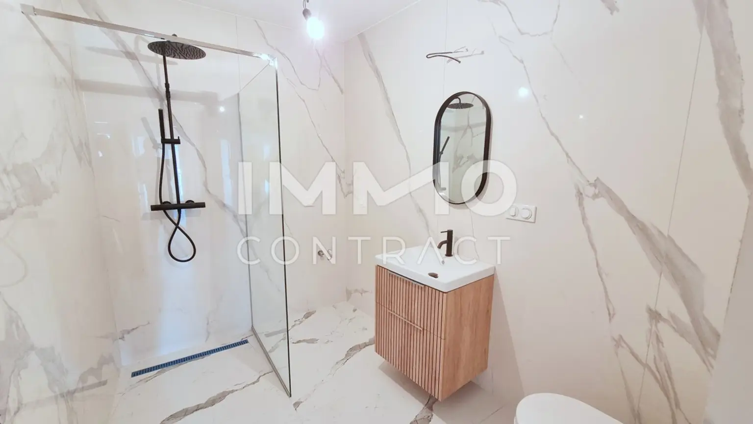 Erstbezug mit Weitblick: Großzügige 4-Zimmer-Wohnung mit riesiger Privatterrasse in Münichsthal