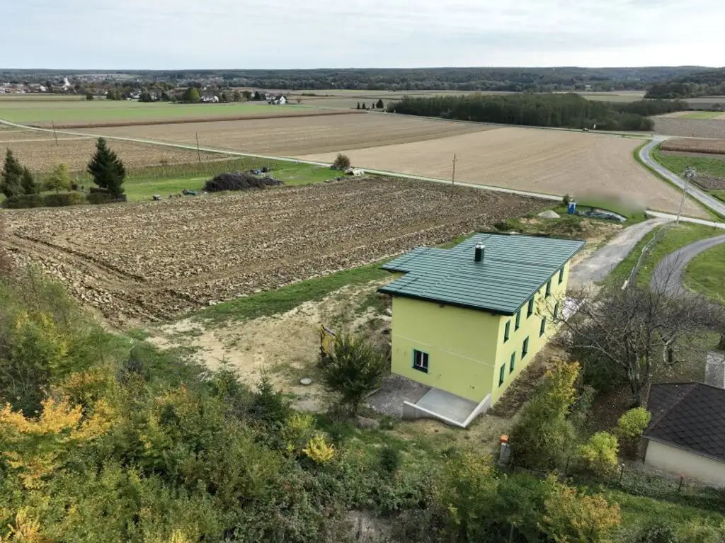 '' ZEITGEIST '' Exklusives Einfamilienhaus in beschaulicher Ruhelage - Fertigstellung Dez. 2025 !!