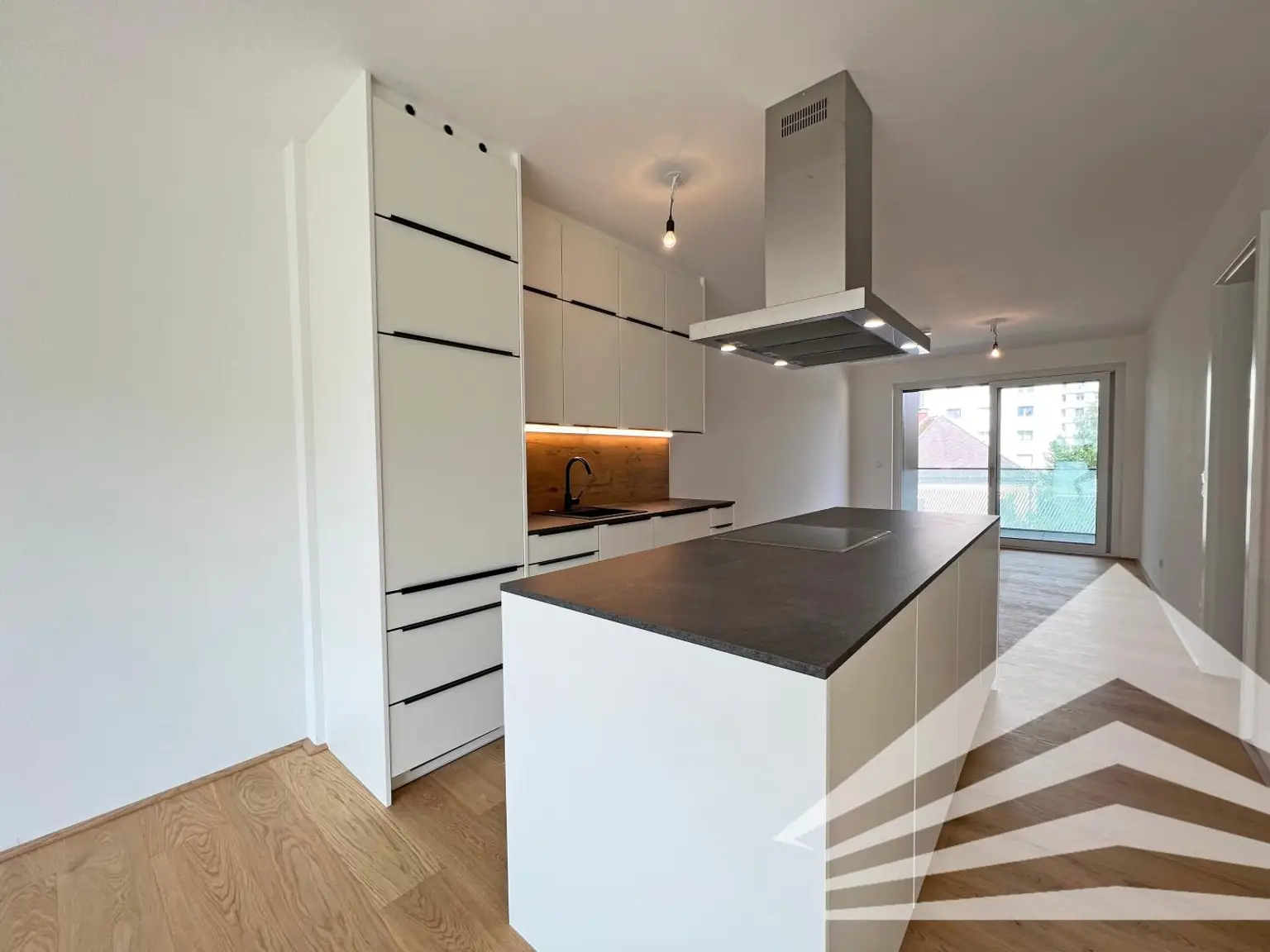 Exklusive 3 Zimmer-Neubauwohnung mit großem Balkon im KAIfive an der Donaulände