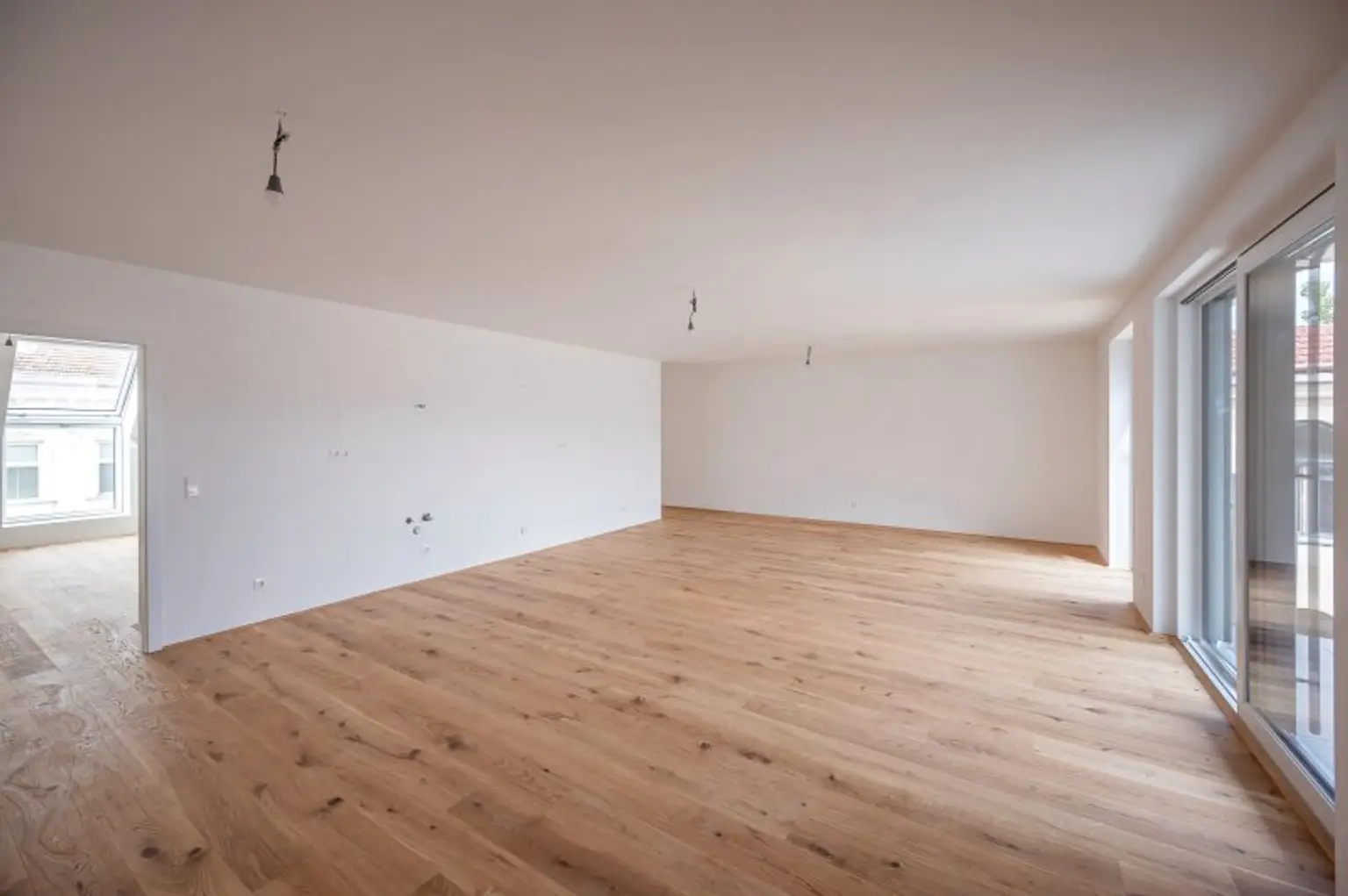 ++FonteFlats++ Fantastischer 4-Zimmer Dachgeschoss-ERSTBEZUG mit tollem Balkon